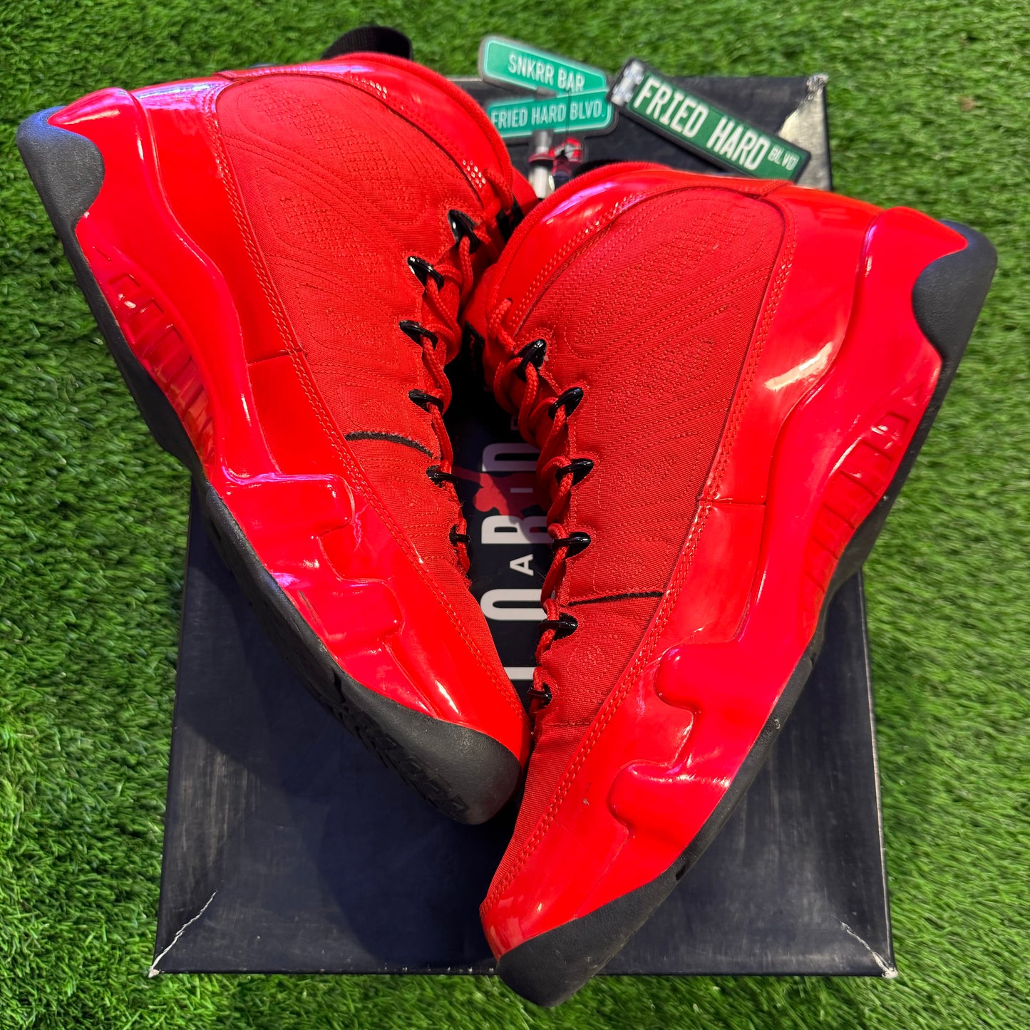 Air Jordan 9 Retro 'Chile Red'