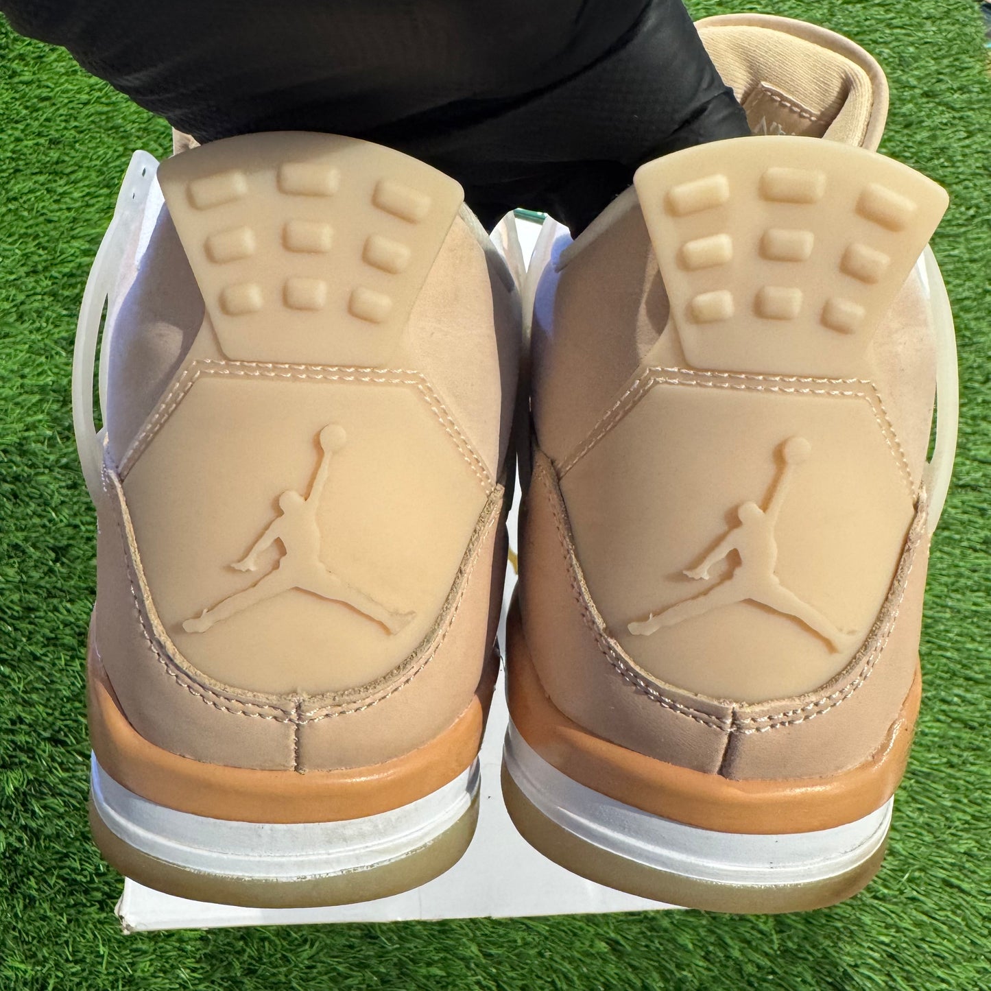 Wmns Air Jordan 4 Retro 'Shimmer'