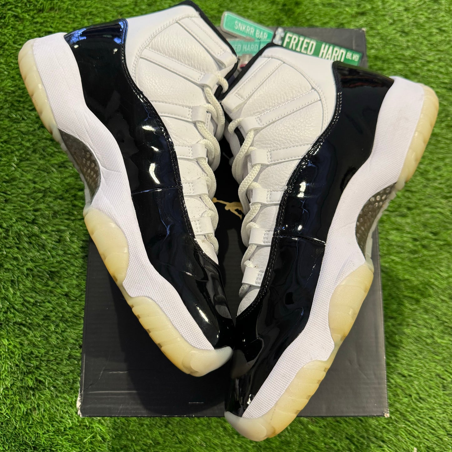 Air Jordan 11 Retro 'Gratitude / Defining Moments'