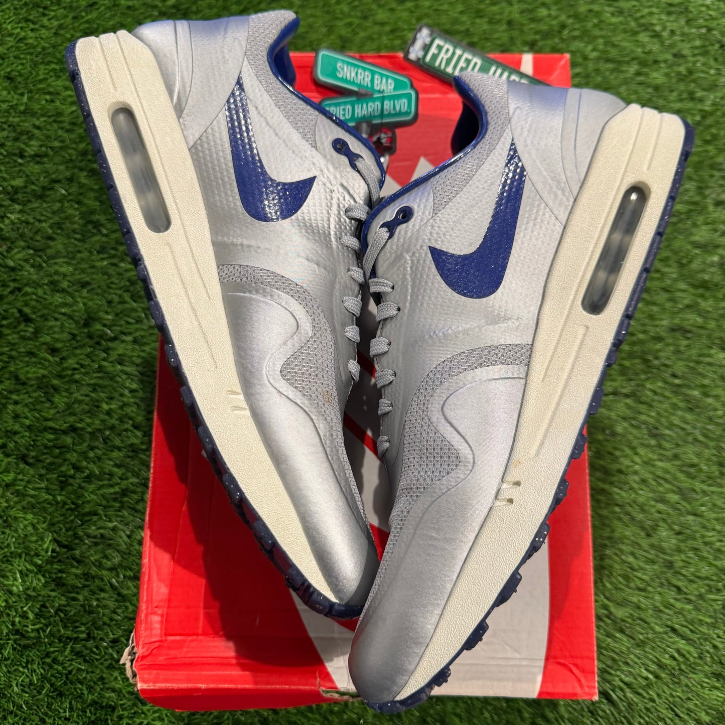 Air Max 1 Hyp QS 'Track Royal'