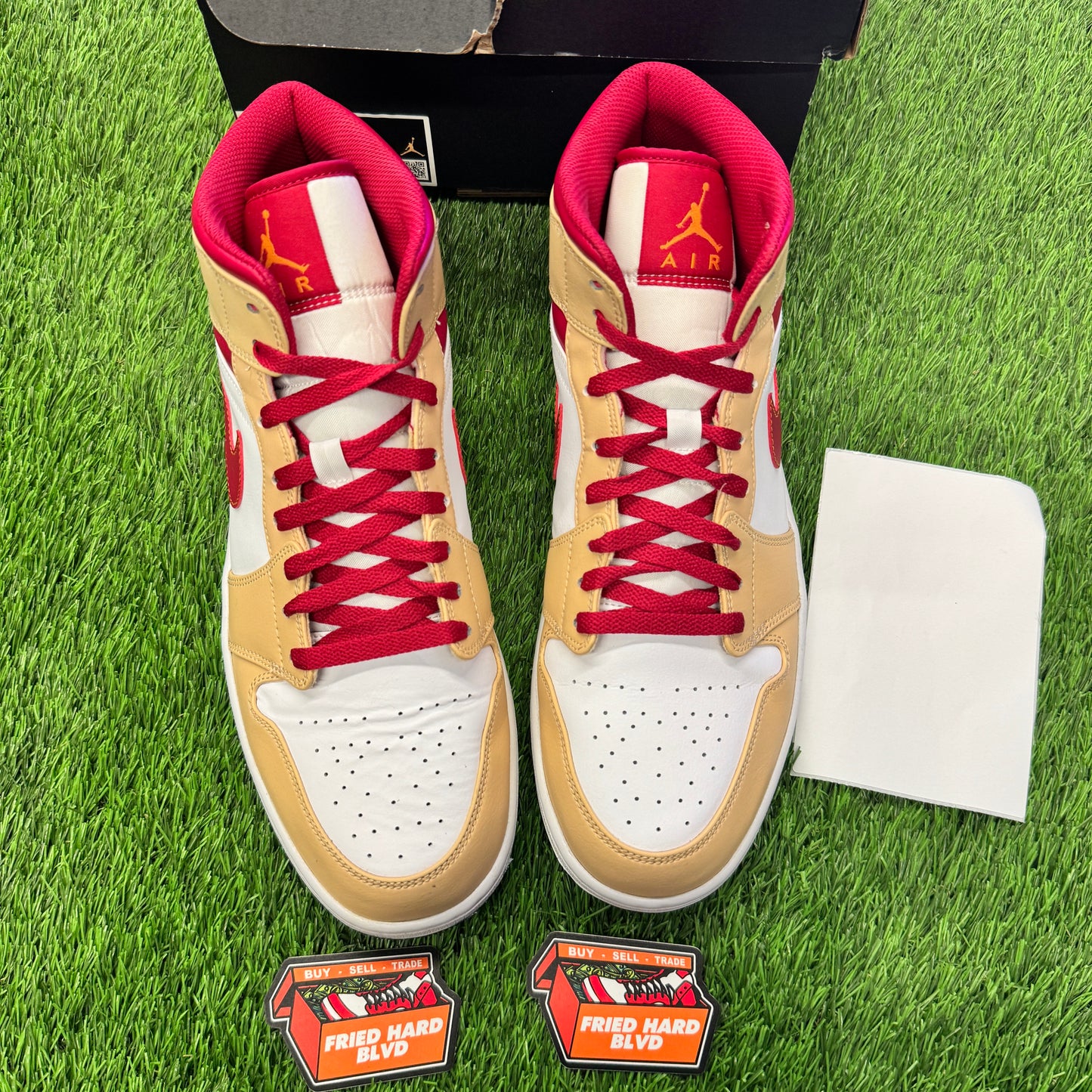 Jordan 1 Mid Light Curry Cardinal SIZE 13M/14.5W