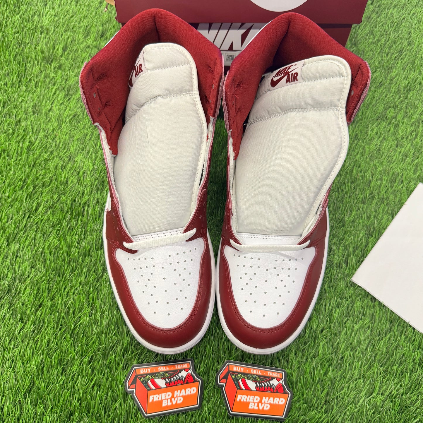 Jordan 1 Retro High OG Artisanal Team Red SIZE 13M/14.5W