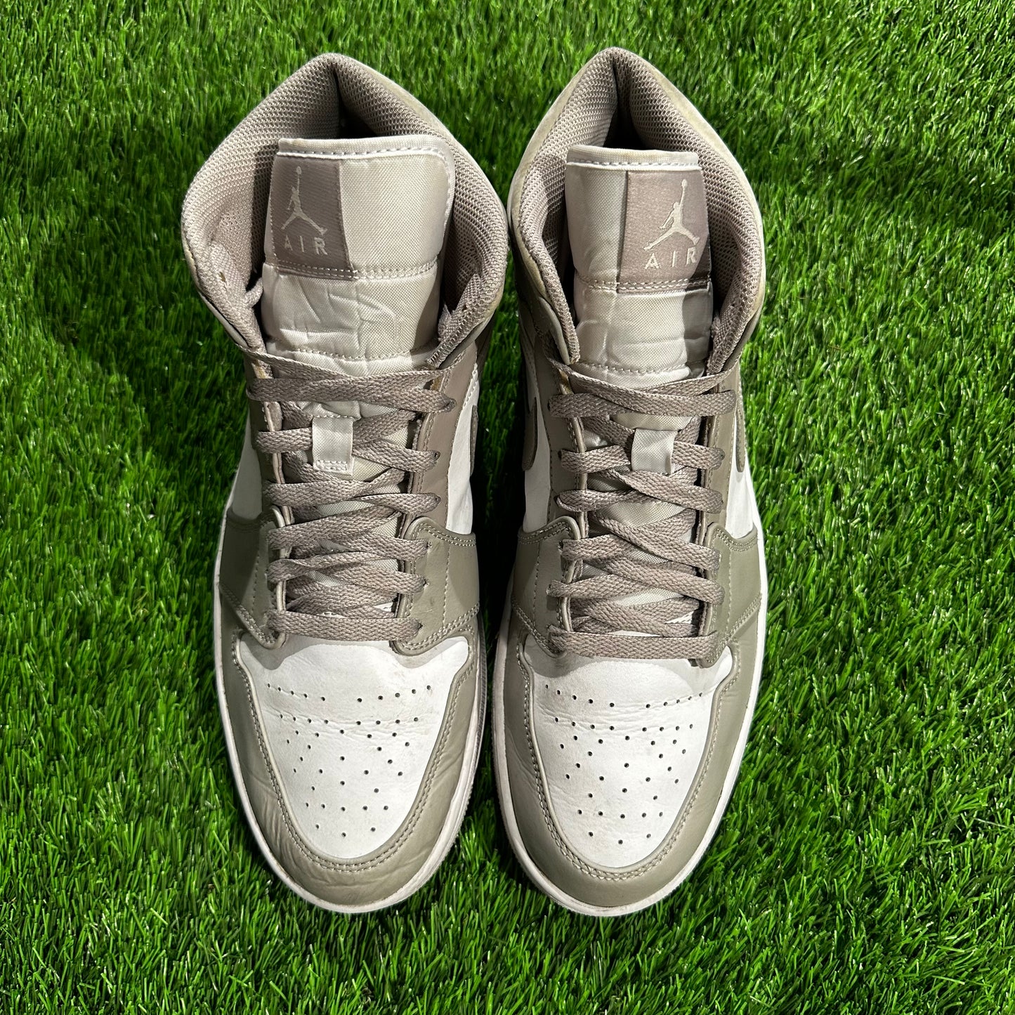Jordan 1 Mid Linen 11.5M/13W