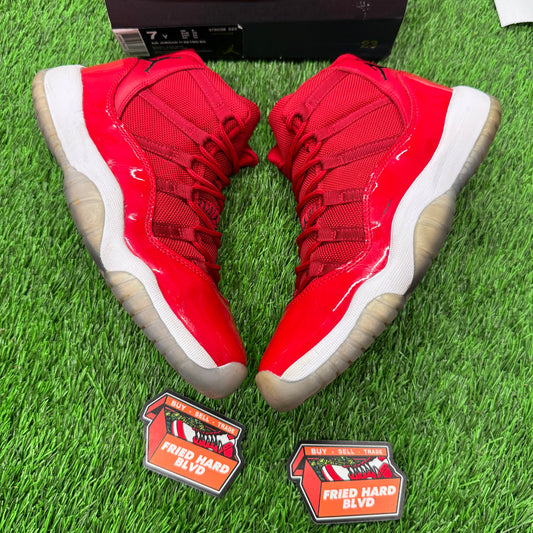 Jordan 11 Retro Win Like 96 (GS) SIZE 7Y/8.5W