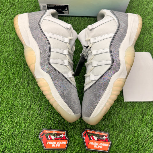 Jordan 11 Retro Low Year of the Snake SIZE 14M/15.5W