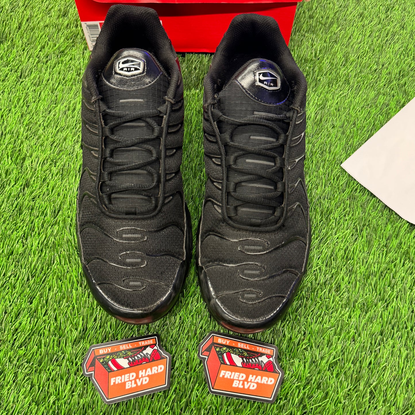 Air Max Plus Triple Black SIZE 10M/11.5W