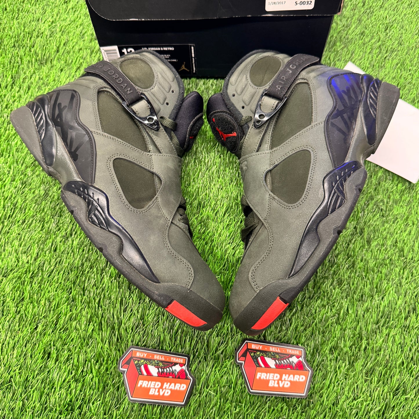 Jordan 8 Retro Take Flight Undefeated SIZE 12M/13.5W