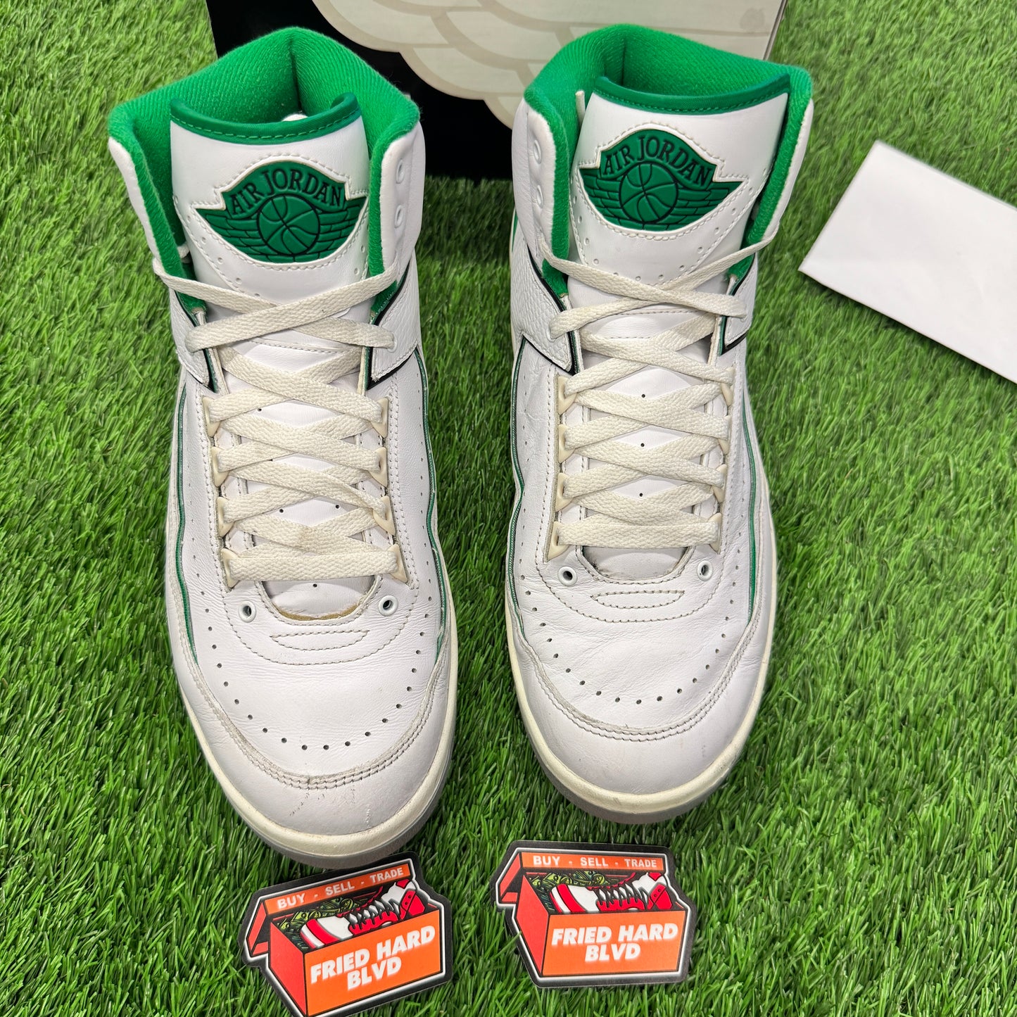 Jordan 2 Retro Lucky Green SIZE 11M/12.5W