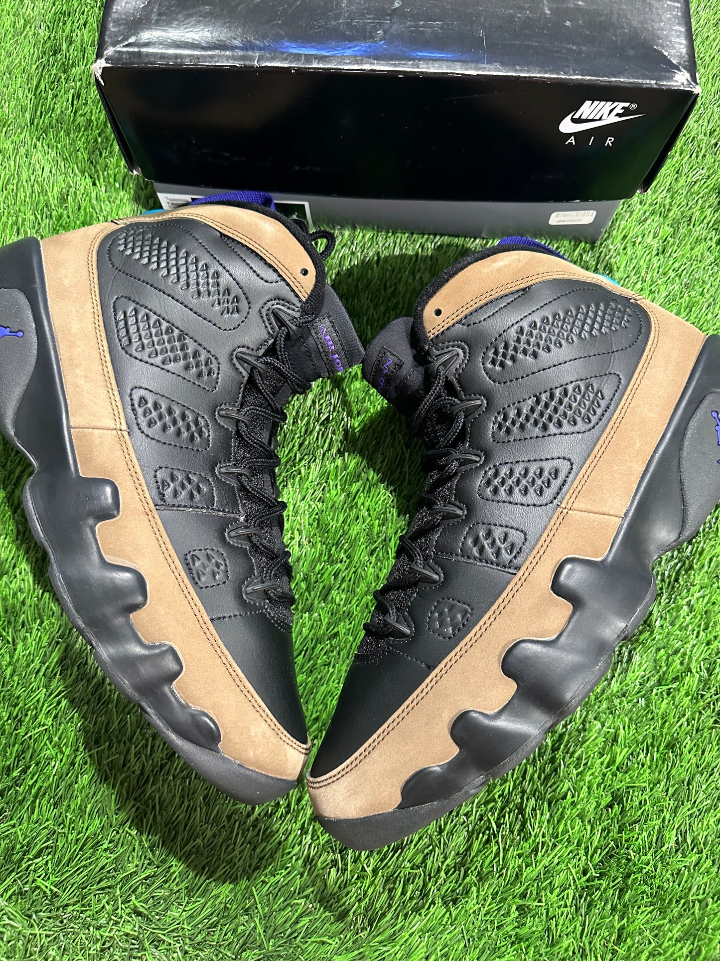 Jordan 9 Retro Light Olive Concord