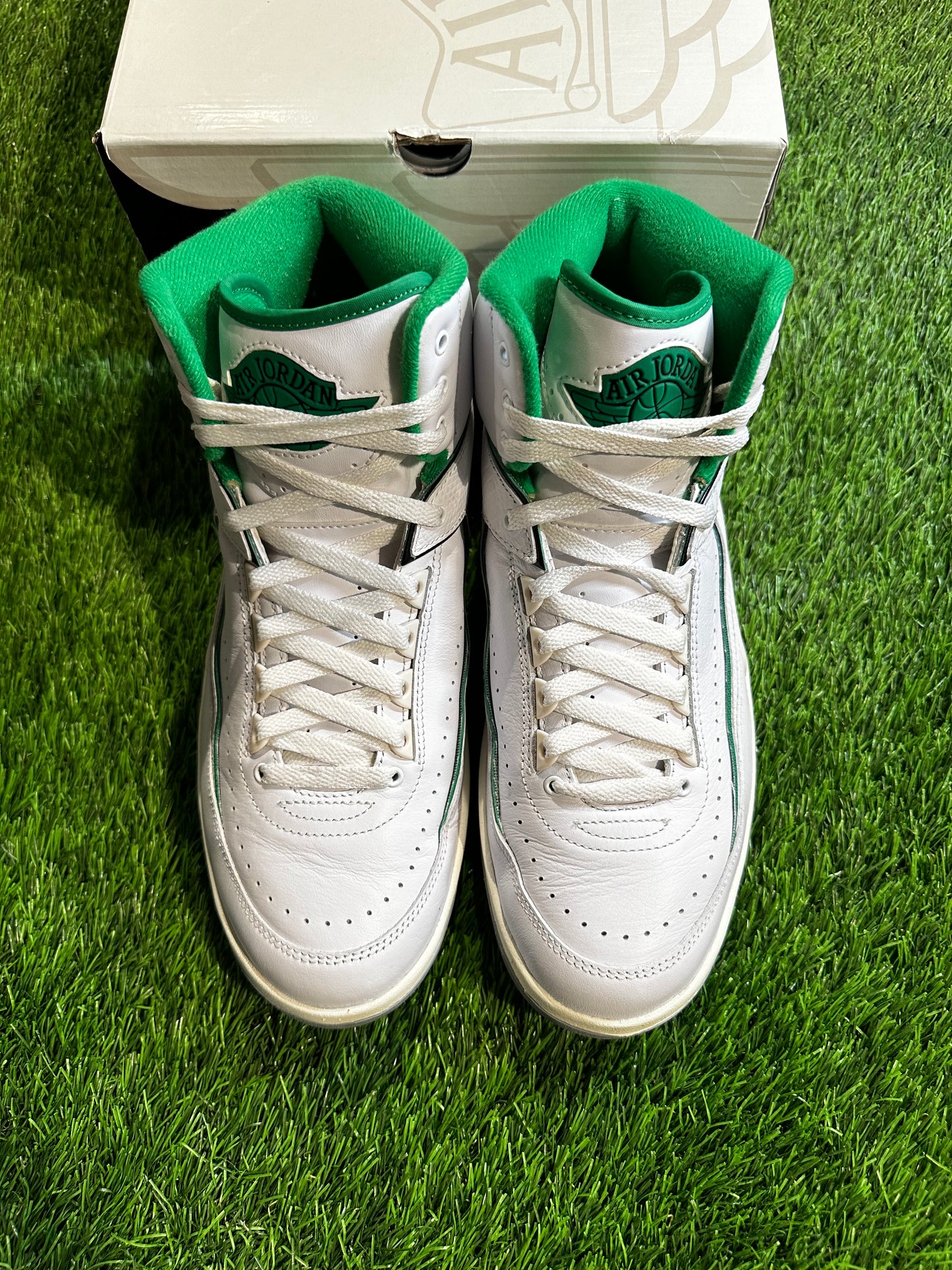 Jordan 2 Retro Lucky Green