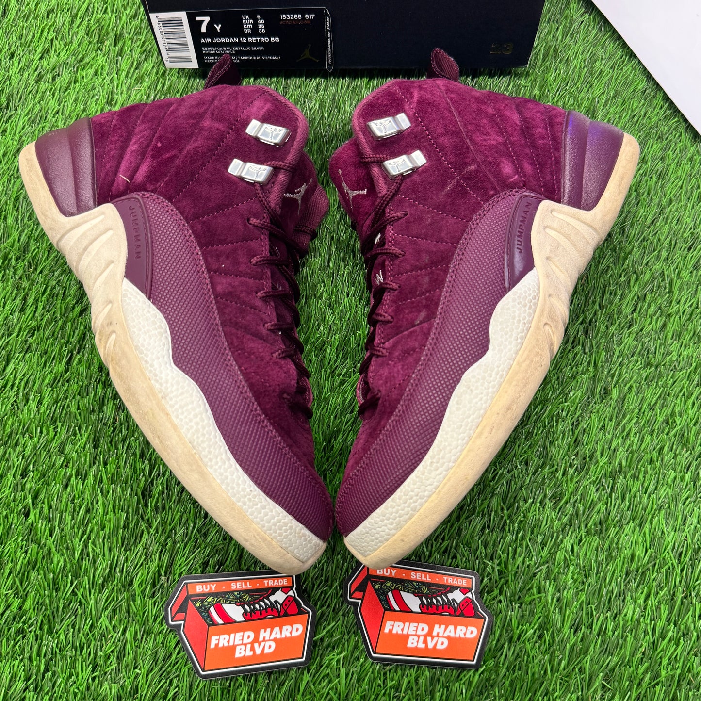 Jordan 12 Retro Bordeaux (GS) 7Y/8.5W