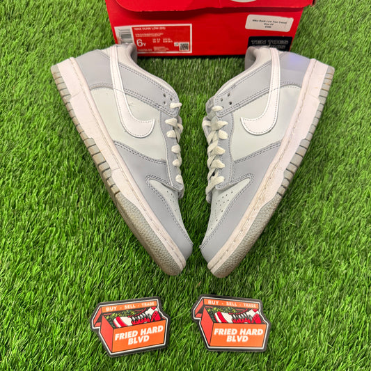 Dunk Low Two-Toned Grey (GS) SIZE 6Y/7.5W