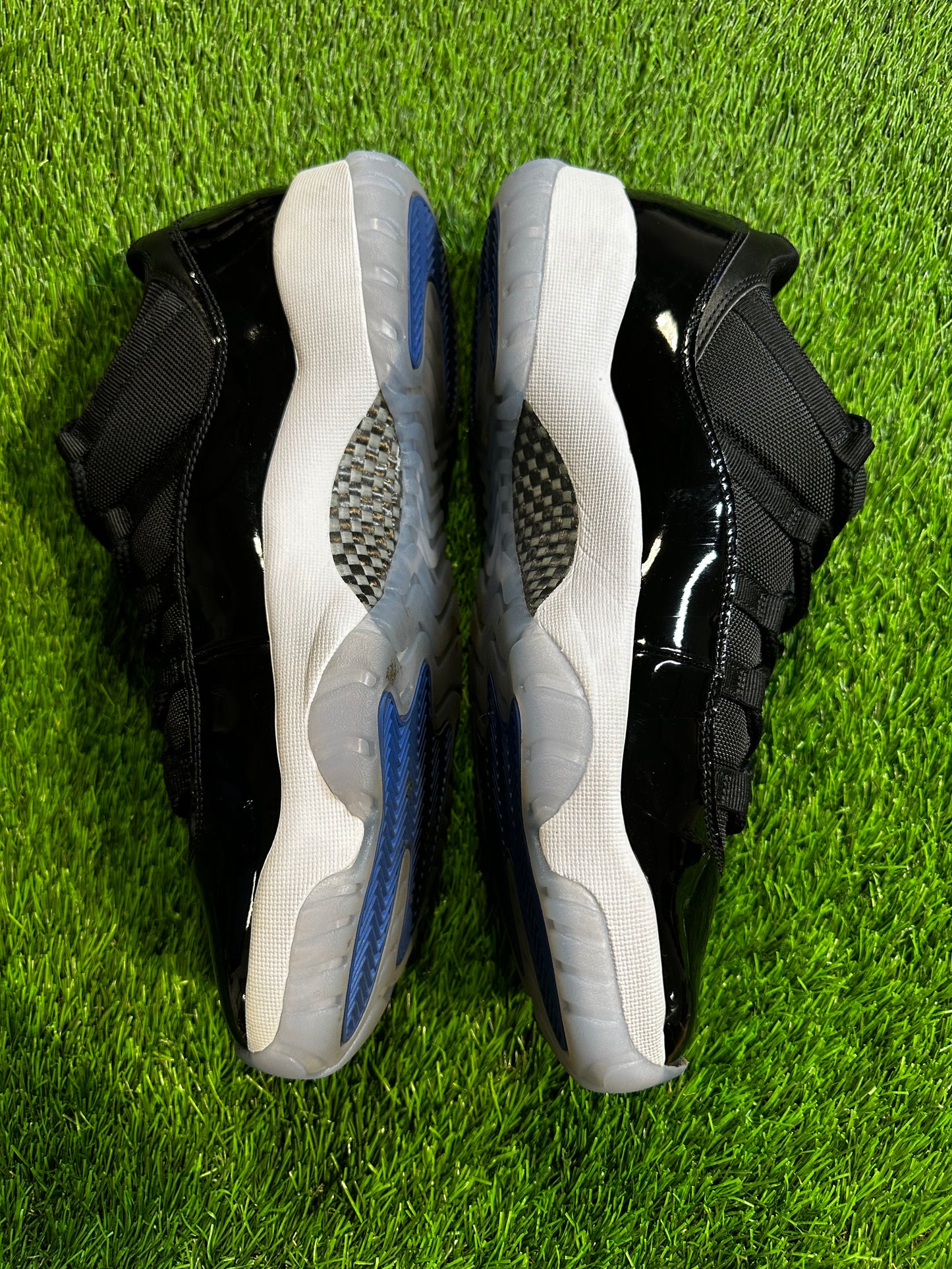 Jordan 11 Retro Low Space Jam