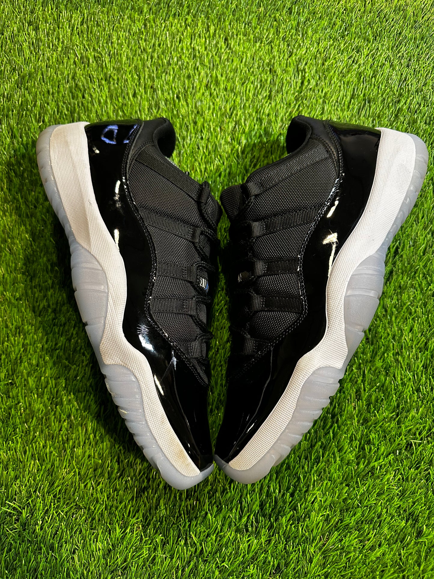 Jordan 11 Retro Low Space Jam