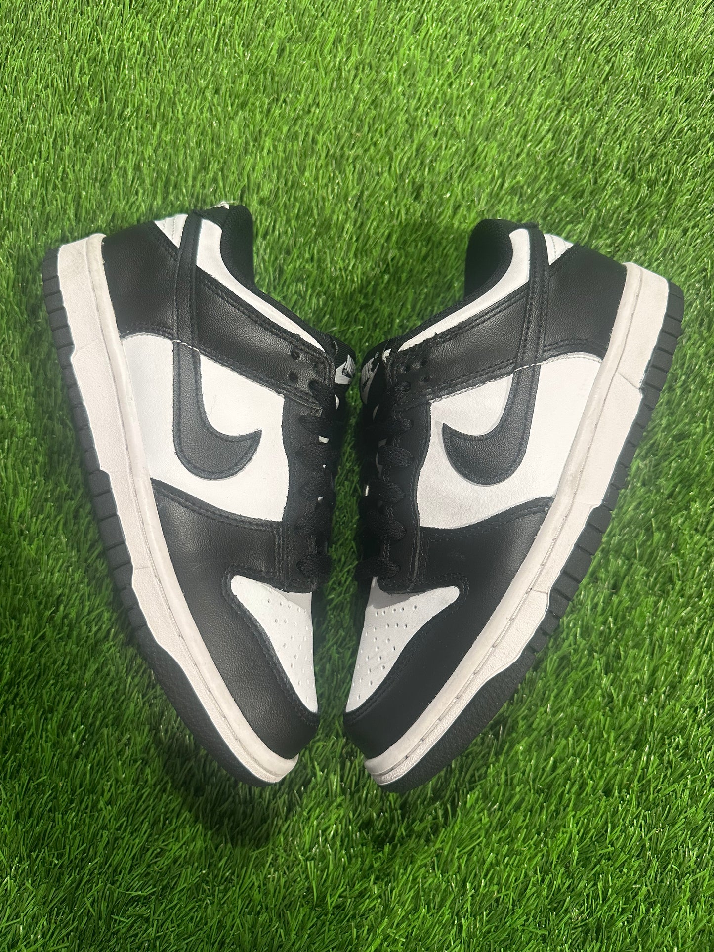 Dunk Low Retro White Black Panda (GS) SIZE 5Y/6.5W