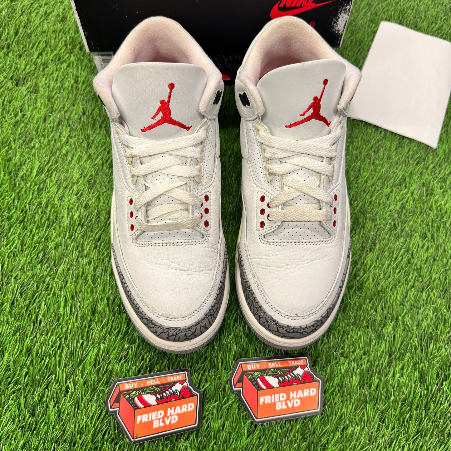 Jordan 3 Retro White Cement Reimagined SIZE 7.5M/9W