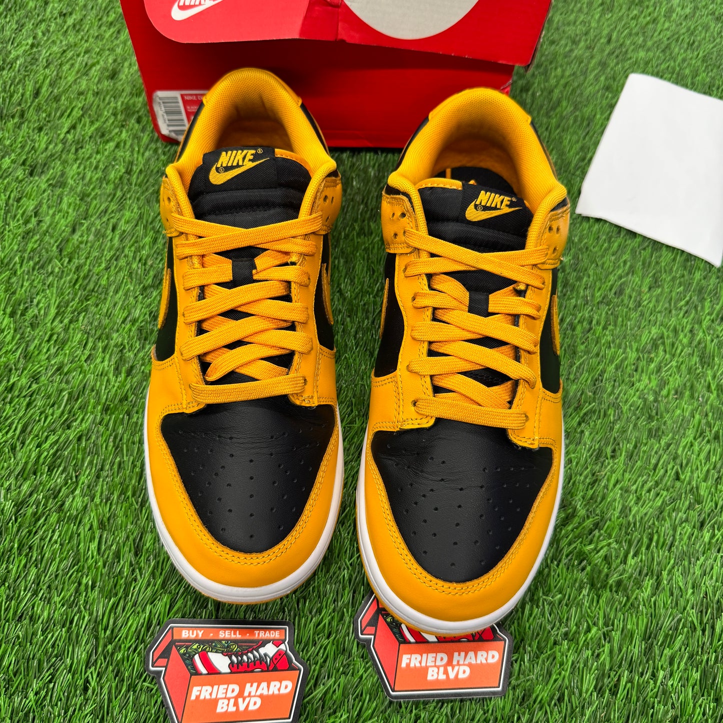 Dunk Low Championship Goldenrod (2021) SIZE 9.5M/11W
