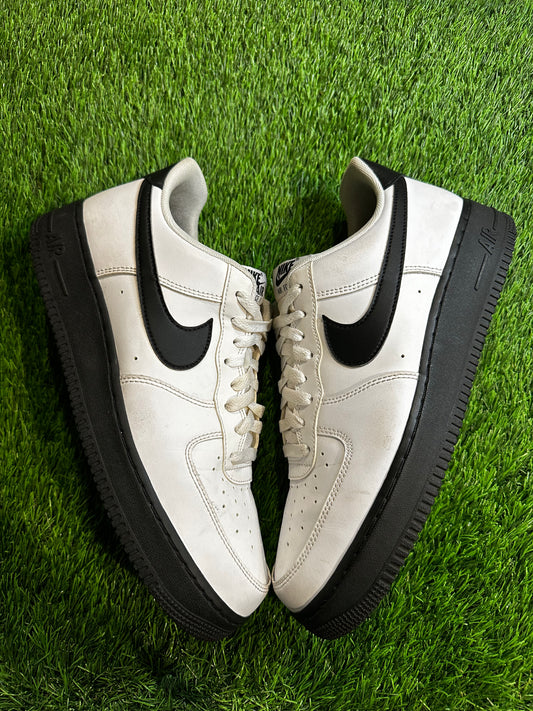 Nike Air Force 1 Low White Black Midsole 10.5M/12W