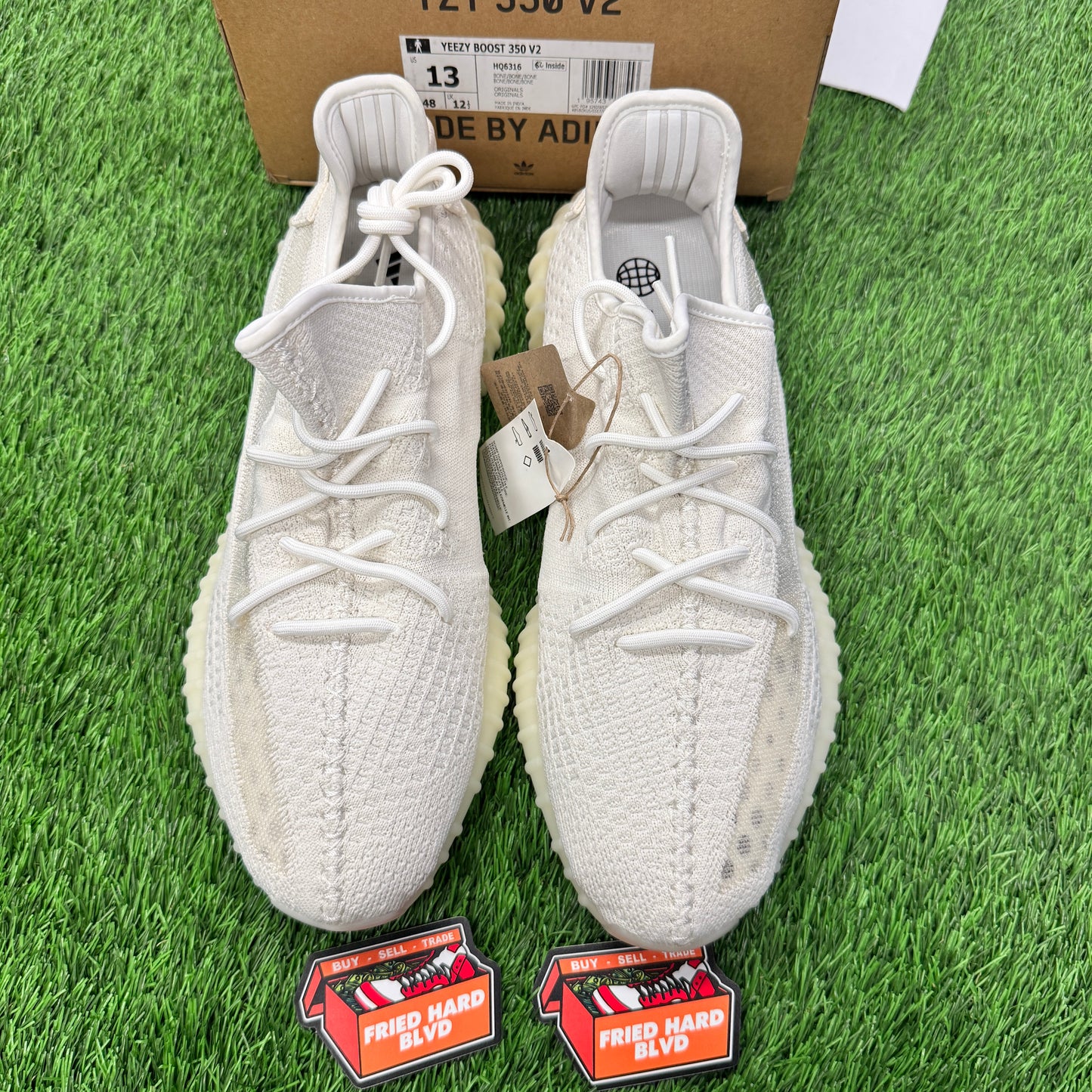 Yeezy Boost 350 V2 Bone SIZE 13M/14.5W