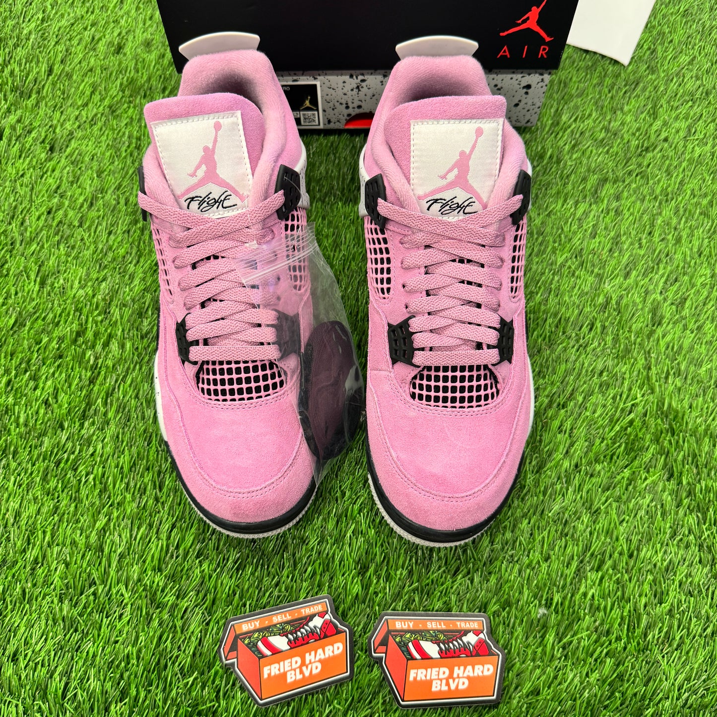 Jordan 4 Retro Orchid (Women's) SIZE 8M/9.5W
