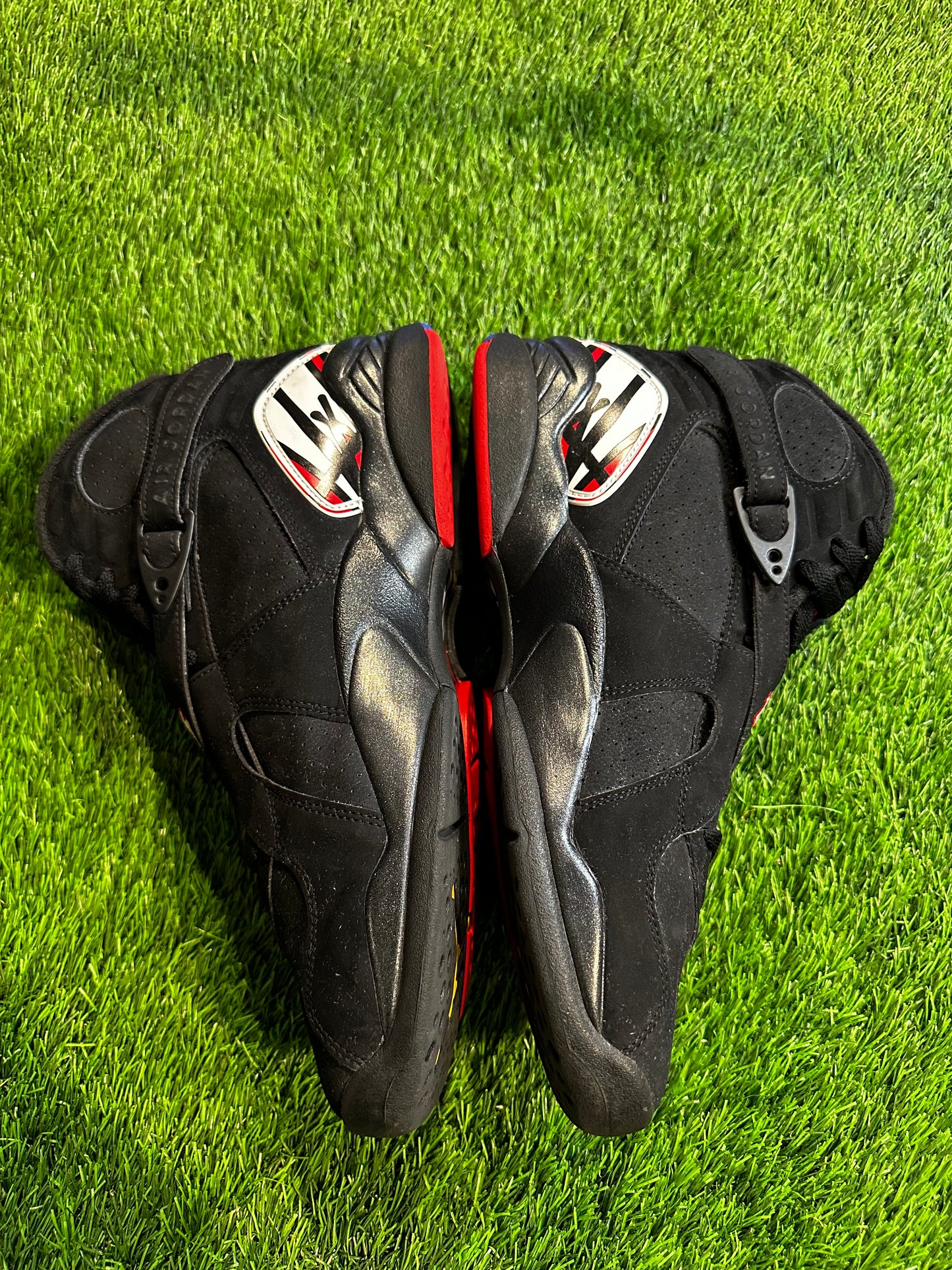 Jordan 8 Retro Playoffs (2023)