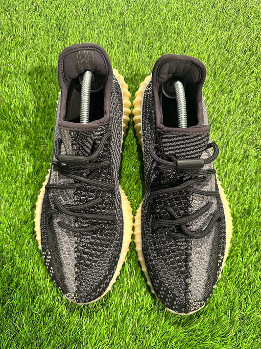 adidas Yeezy Boost 350 V2 Carbon