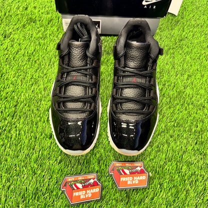 Jordan 11 Retro Low 72-10 SIZE 7.5M/9W