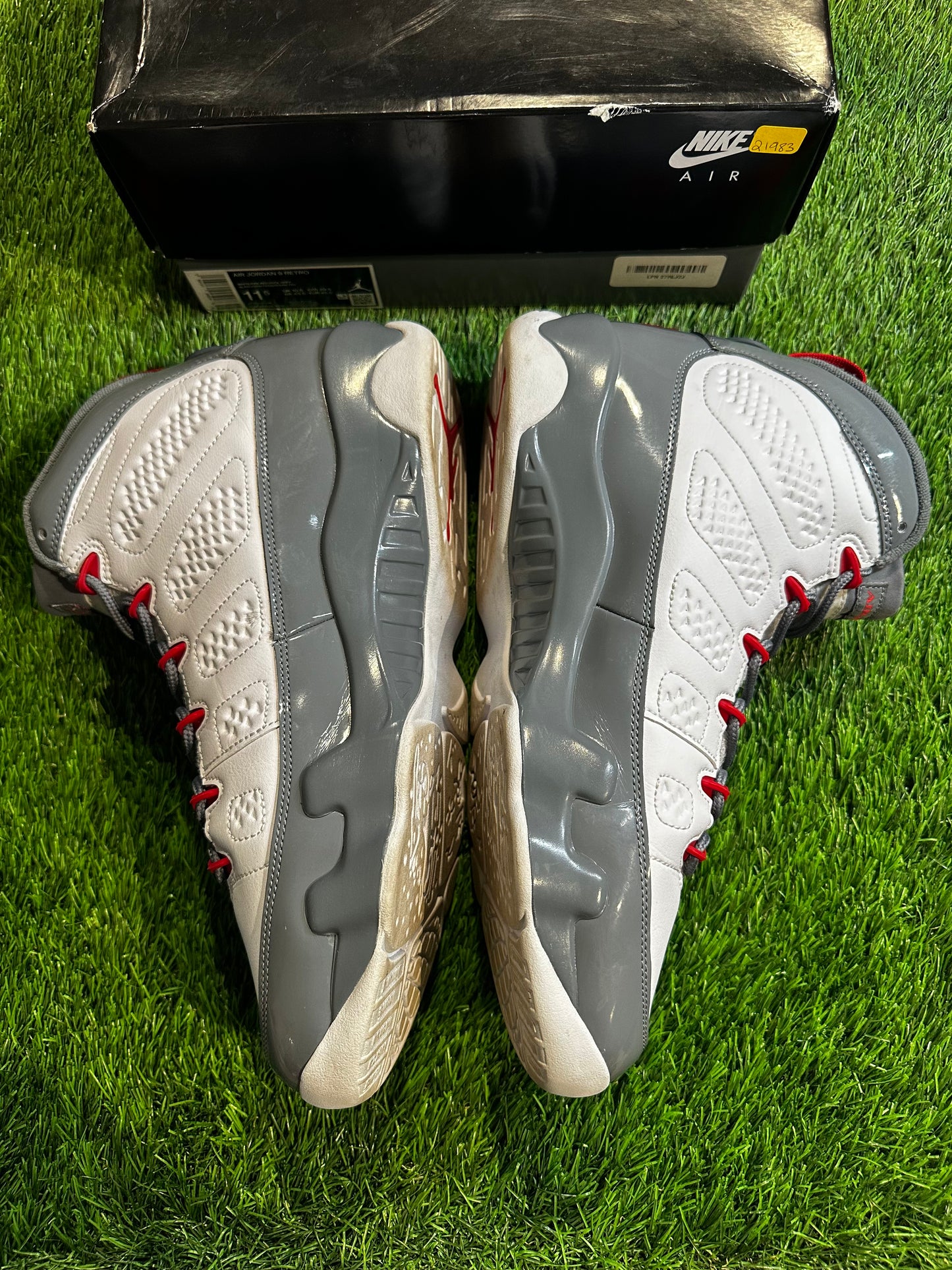 Jordan 9 Retro Fire Red