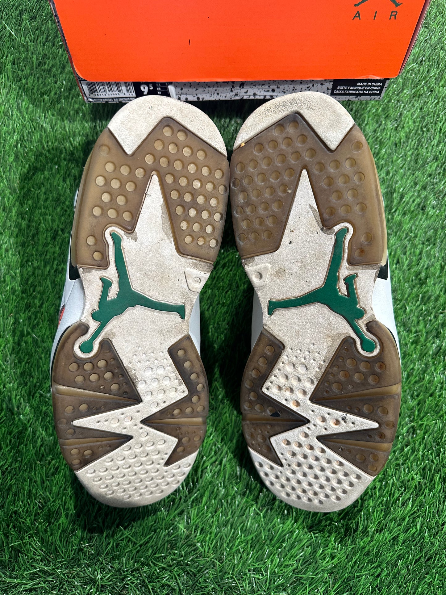 Jordan 6 Retro Gatorade Like Mike White SIZE 9.5M/11W