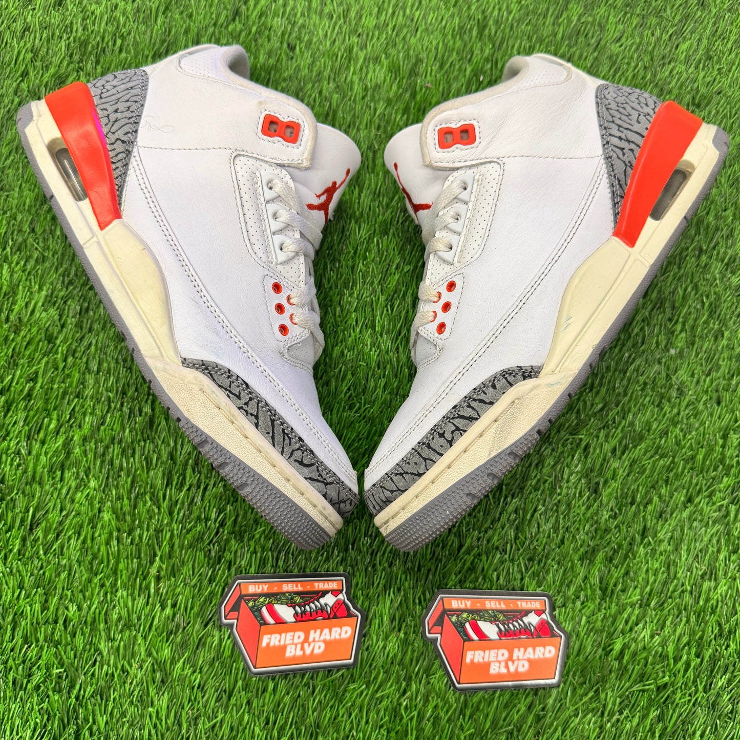 Jordan 3 Retro Georgia Peach (Women's) SIZE 8M/9.5W
