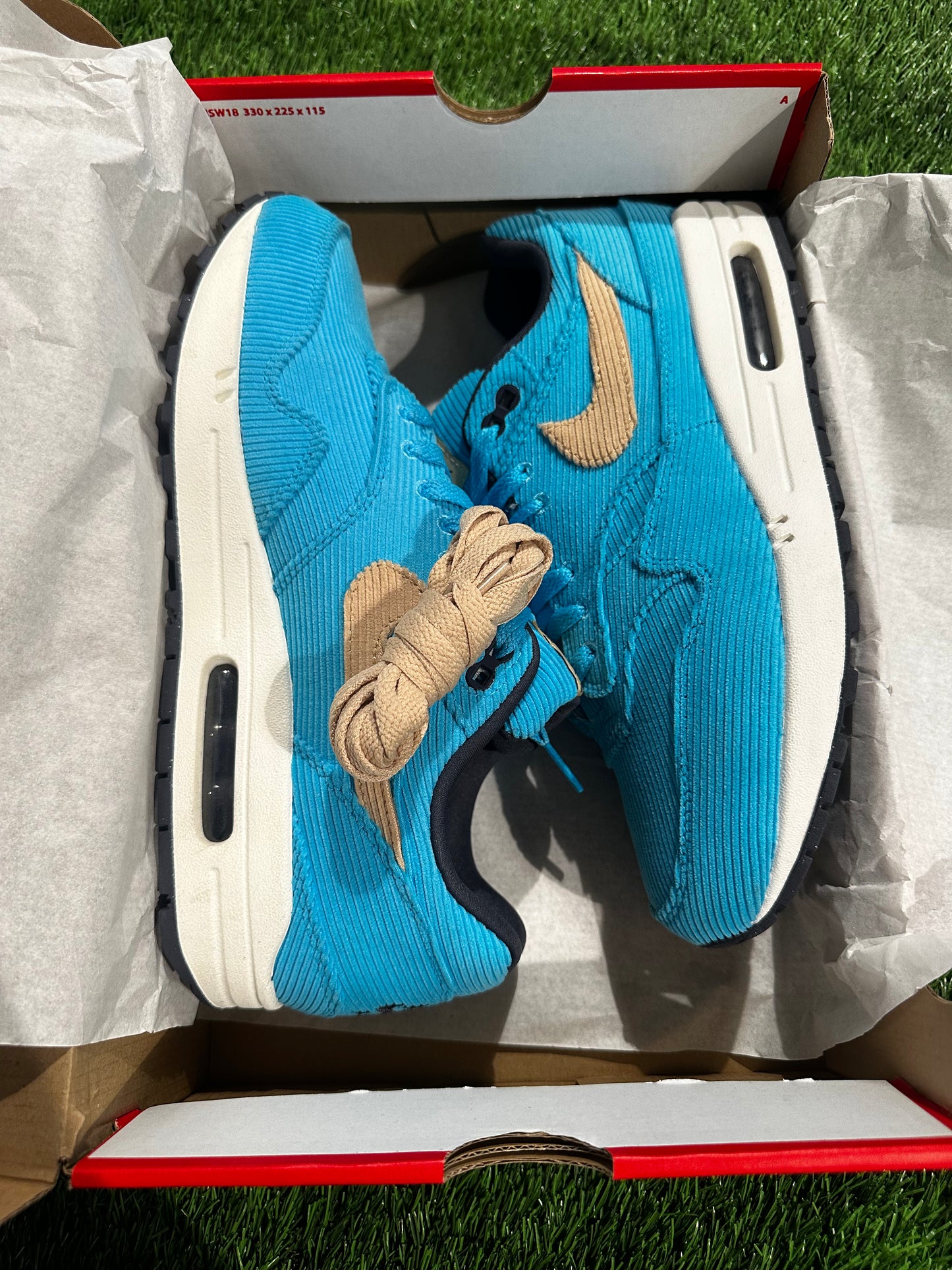 Air Max 1 Corduroy Baltic Blue SIZE 9M/10.5W