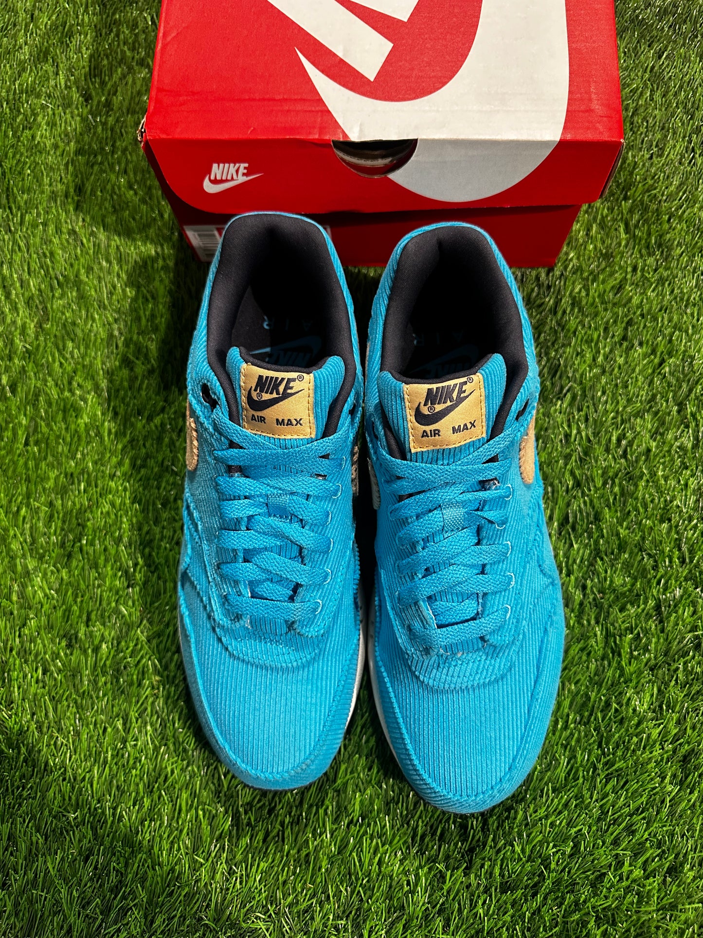 Air Max 1 Corduroy Baltic Blue SIZE 9M/10.5W