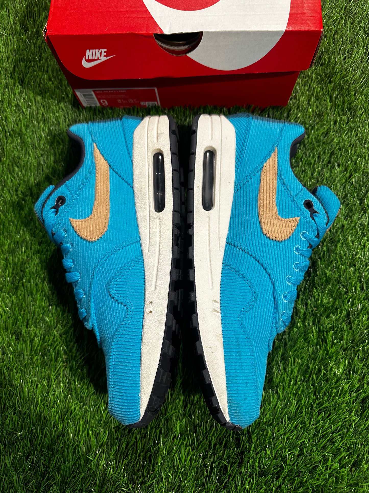 Air Max 1 Corduroy Baltic Blue SIZE 9M/10.5W