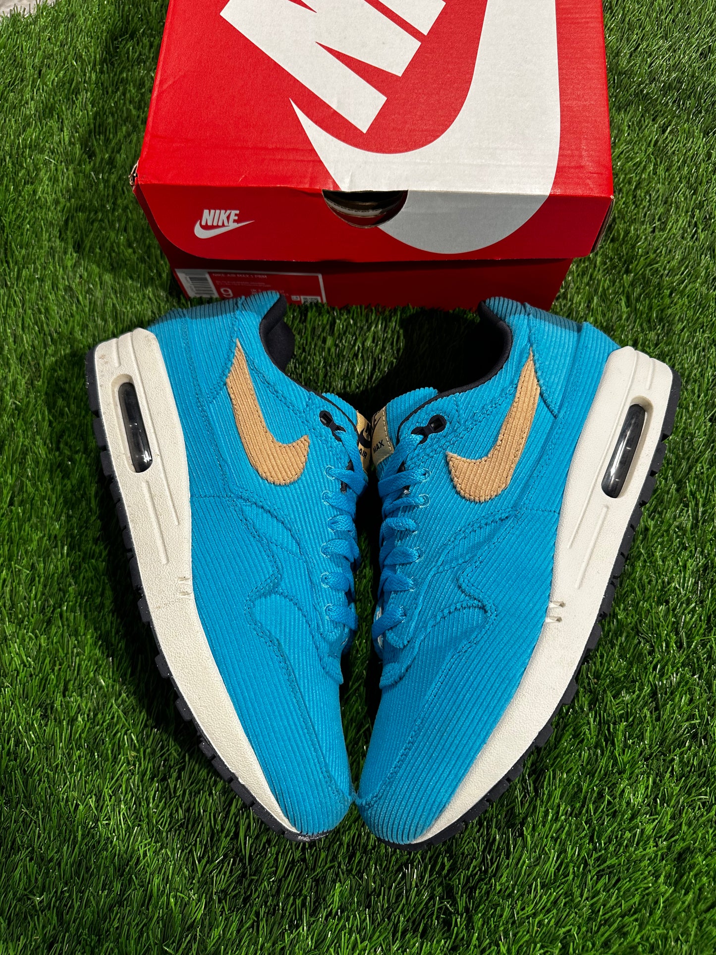 Air Max 1 Corduroy Baltic Blue SIZE 9M/10.5W