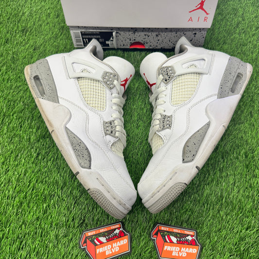 Jordan 4 Retro White Oreo (2021) SIZE 11M/12.5W
