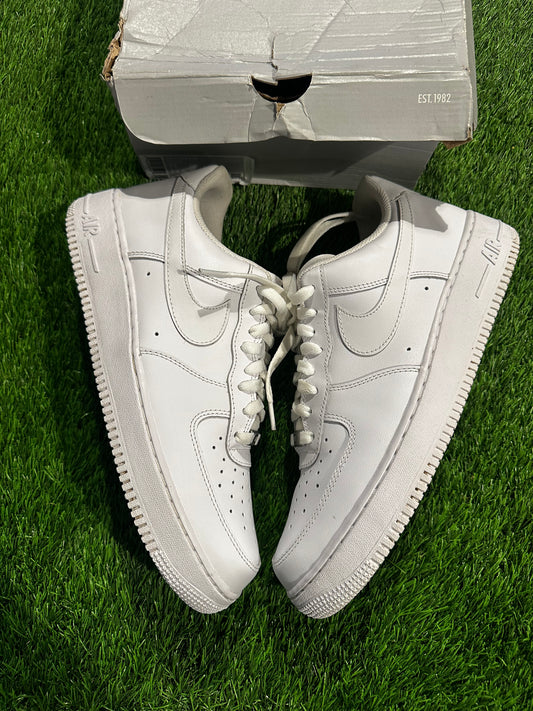 Nike Air Force 1 Low '07 White 12M/13.5W