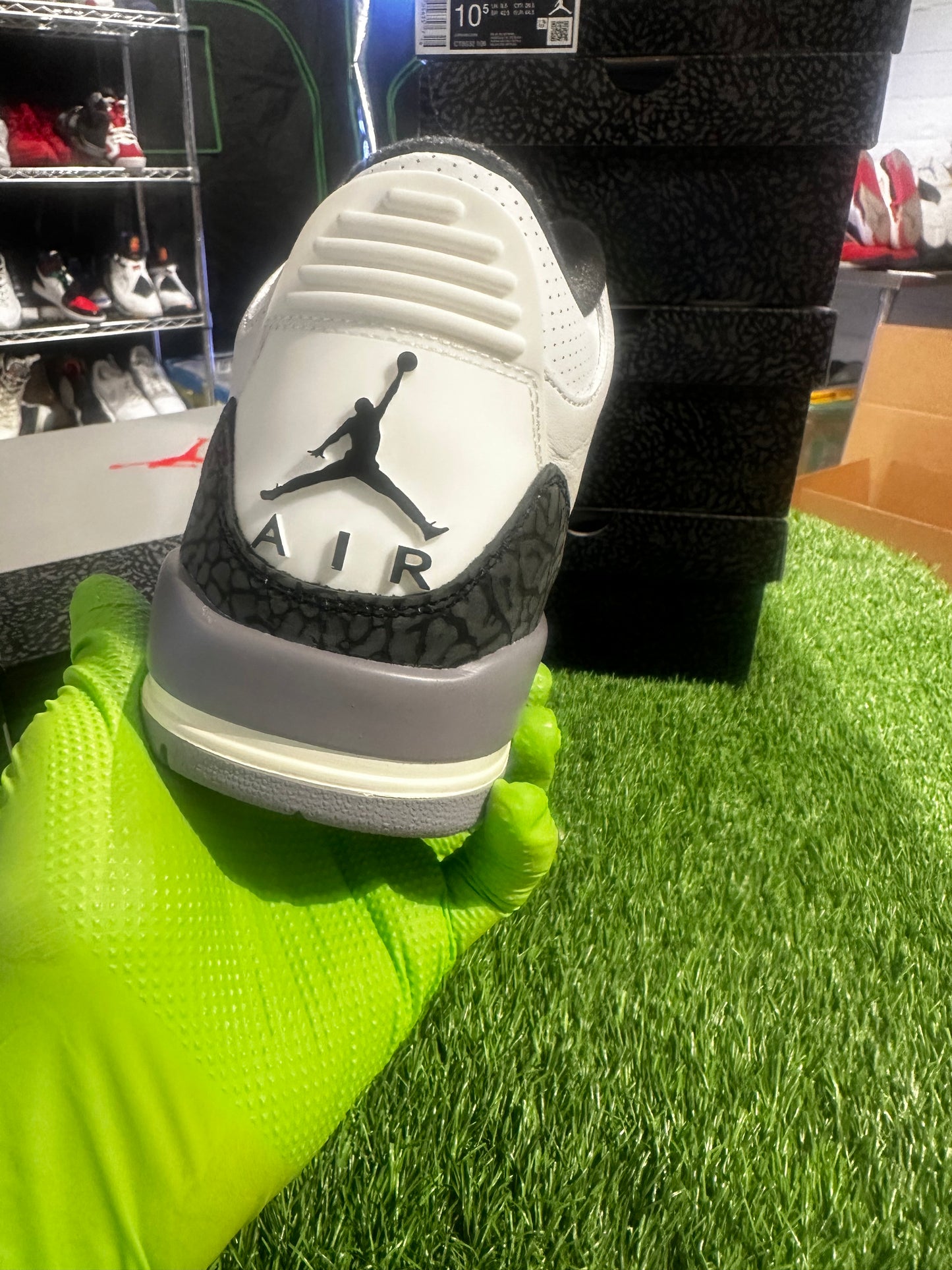 Jordan 3 Retro Cement Grey