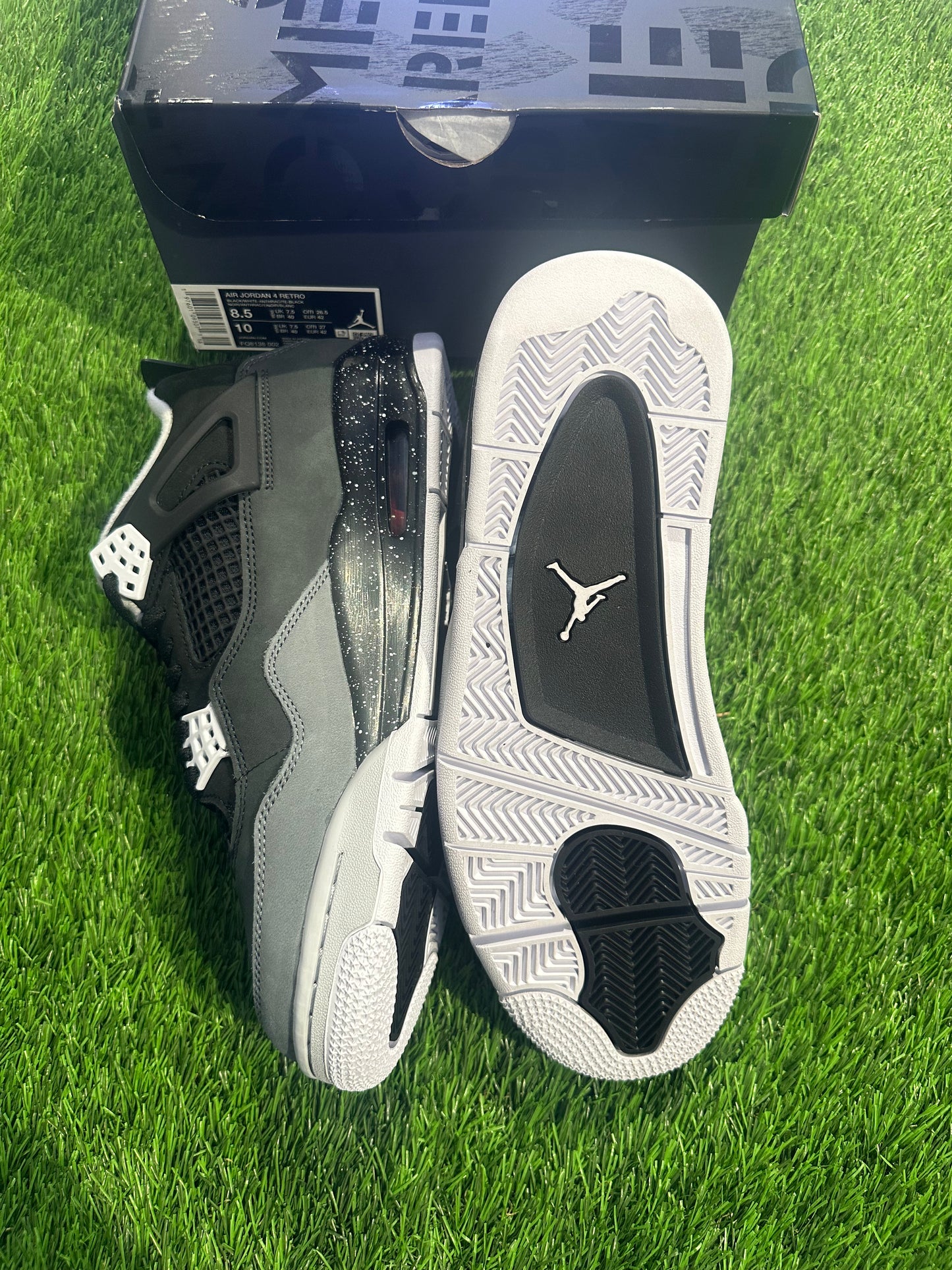 Jordan 4 Retro Fear (2024)