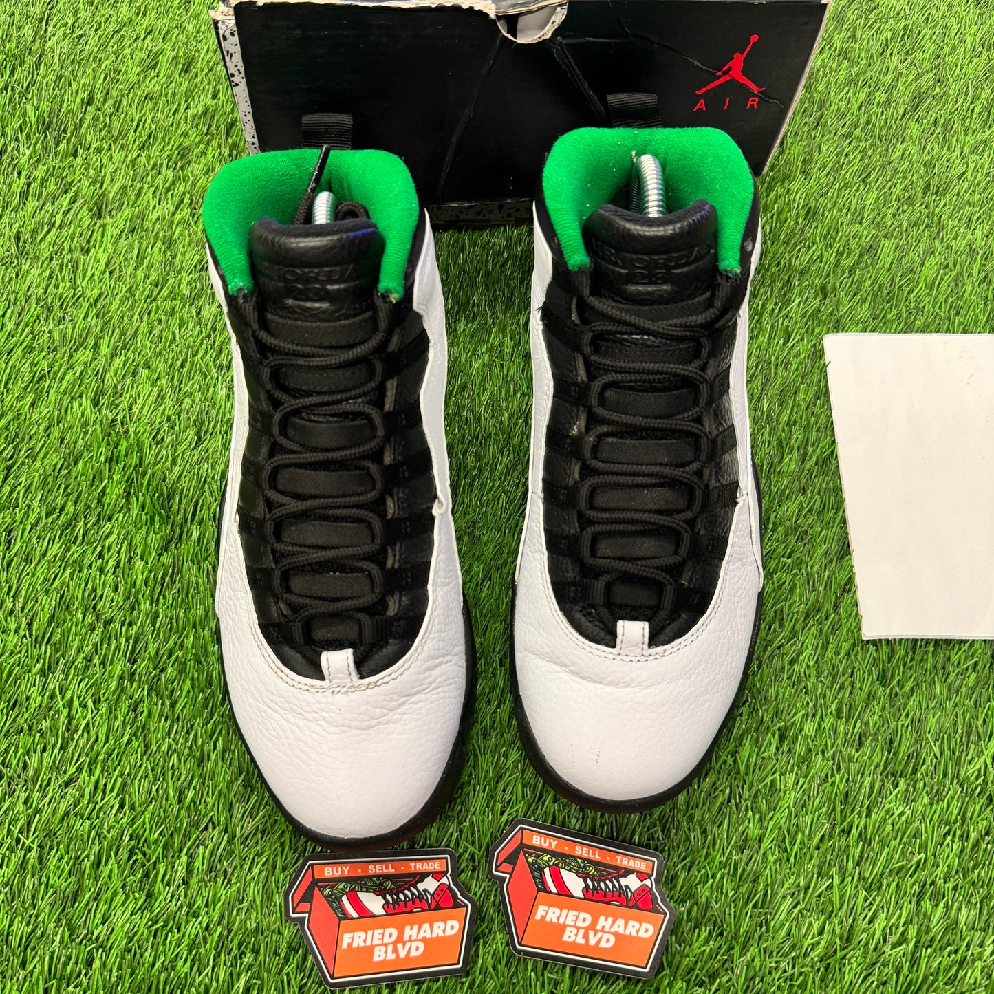 Jordan 10 Retro Seattle SIZE 8M/9.5W