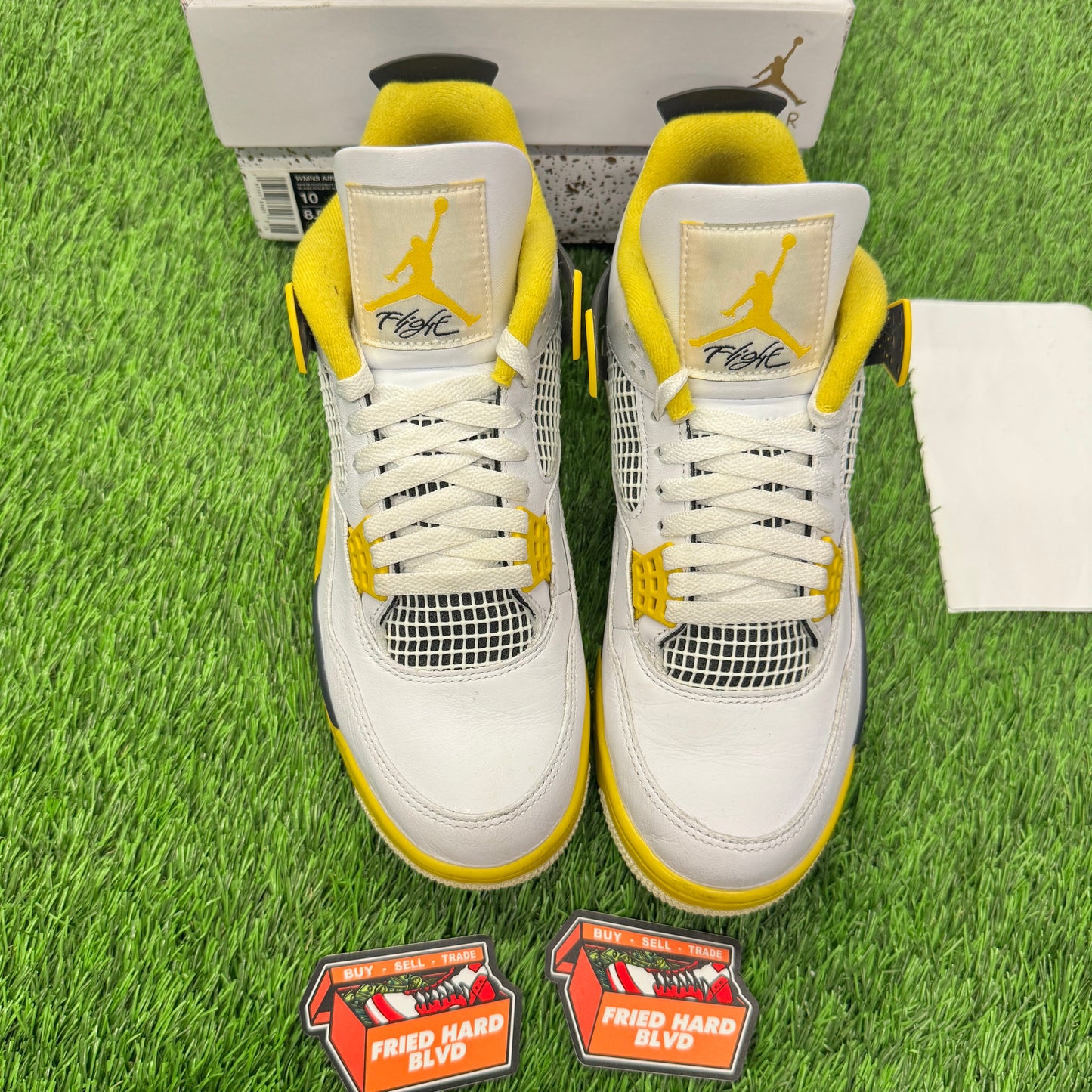 Jordan 4 Retro Vivid Sulfur (Women's) SIZE 8.5M/10W