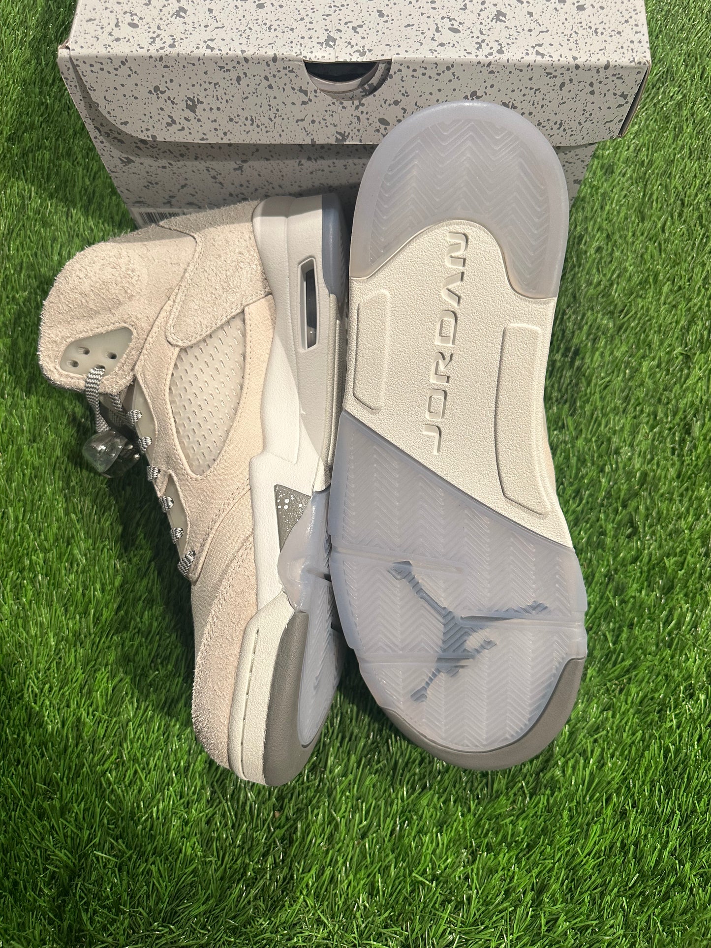 Jordan 5 Retro SE Craft Light Orewood Brown
