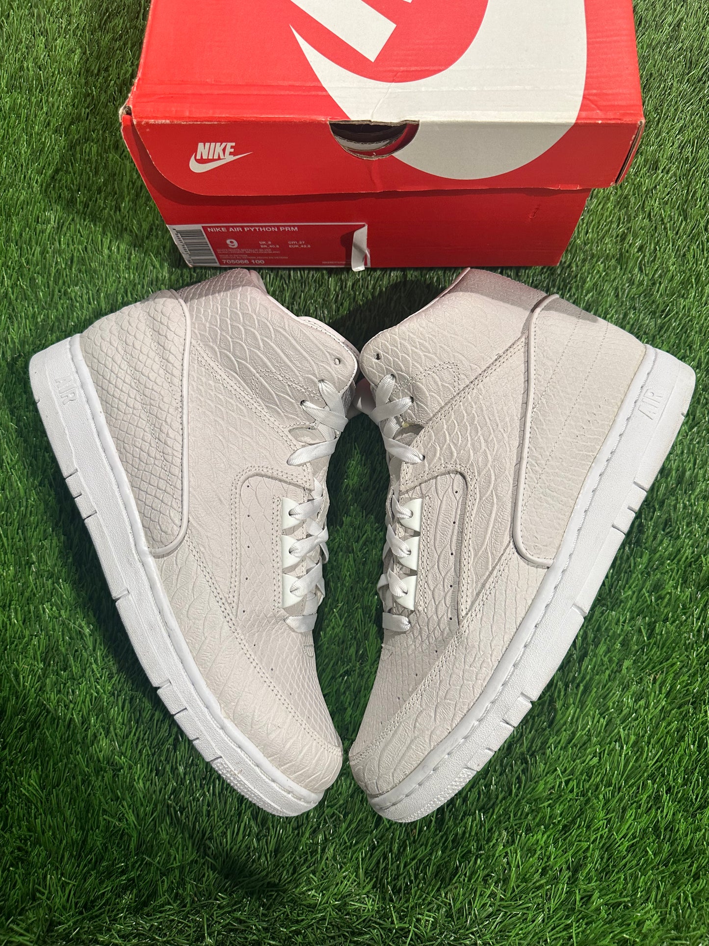 Nike Air Python White Metallic Silver
