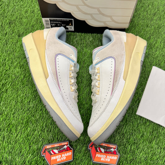 Jordan 2 Retro Low Look, Up in the Air (Women's) SIZE 10M/11.5W