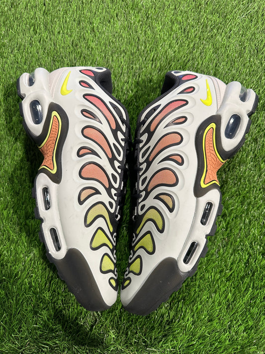 Nike Air Max Plus Drift Light Silver Volt