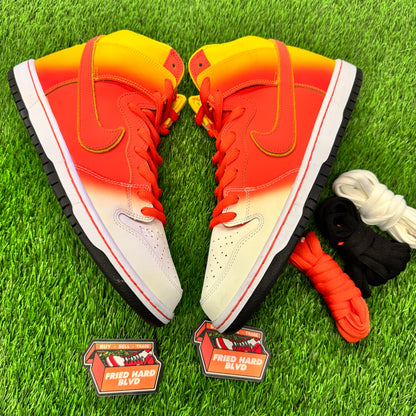 SB Dunk High Sweet Tooth Candy Corn SIZE