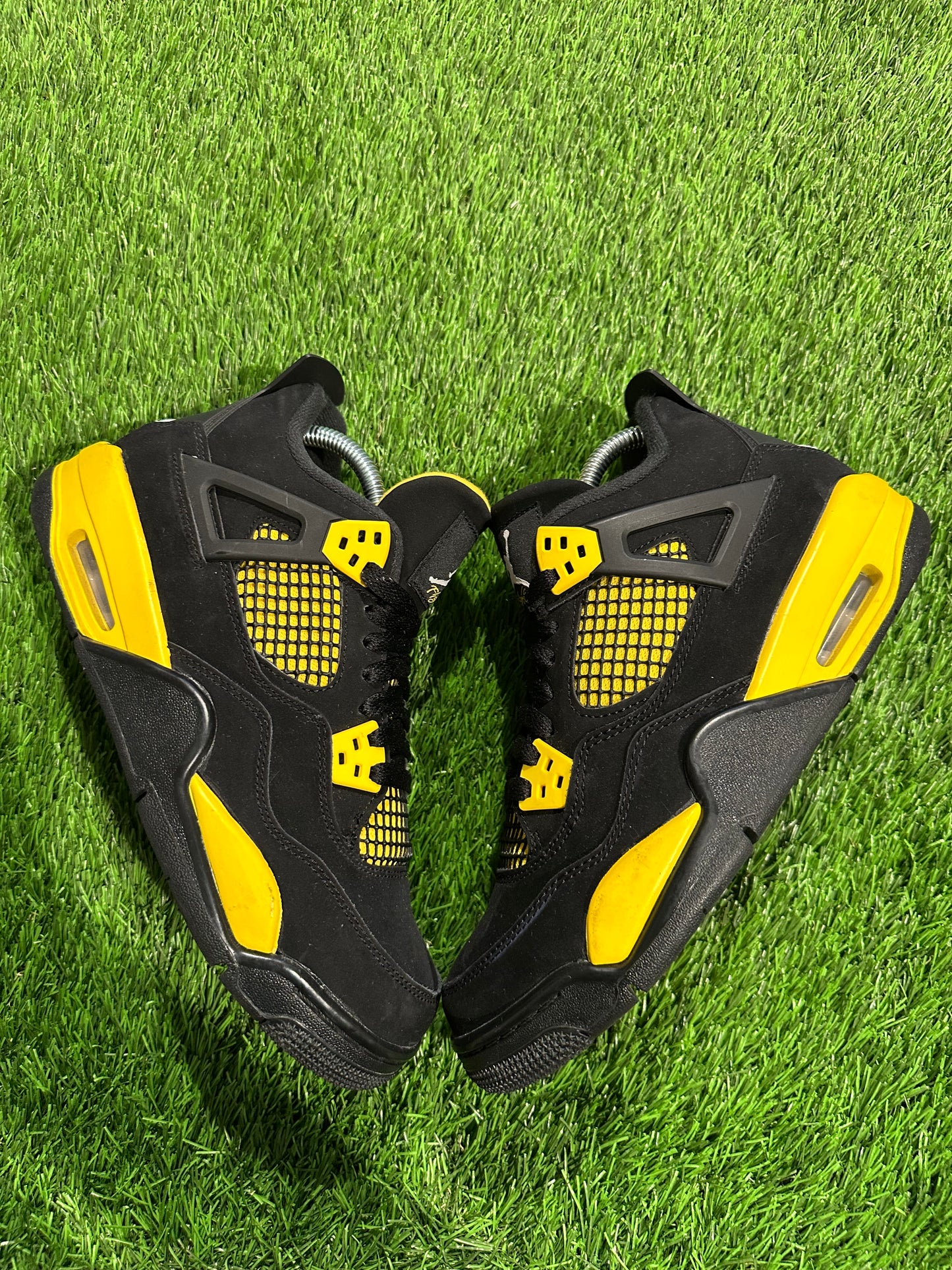 Jordan 4 Retro Thunder (2023) (GS)