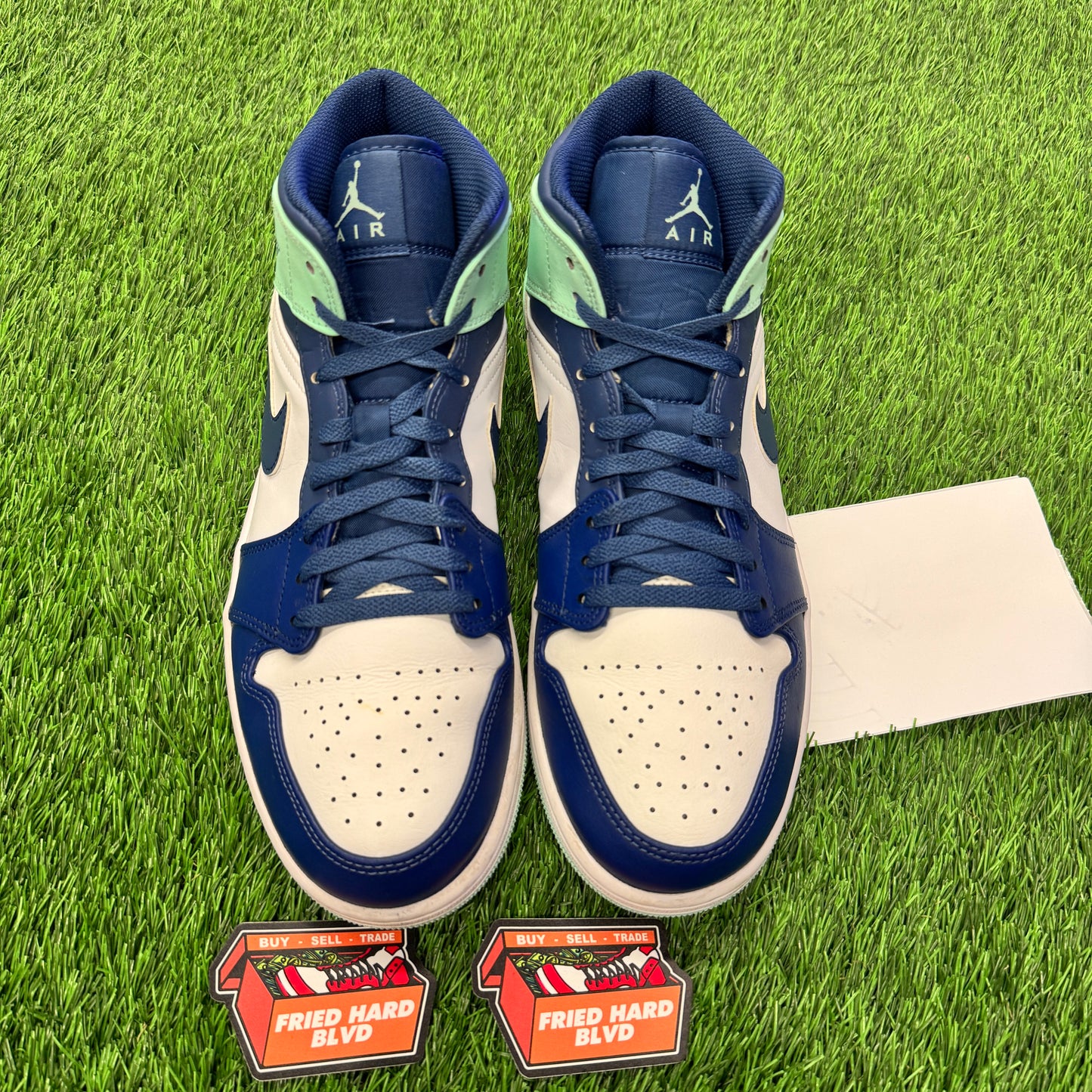 Jordan 1 Mid Mystic Navy Mint Foam SIZE 11M/12.5W