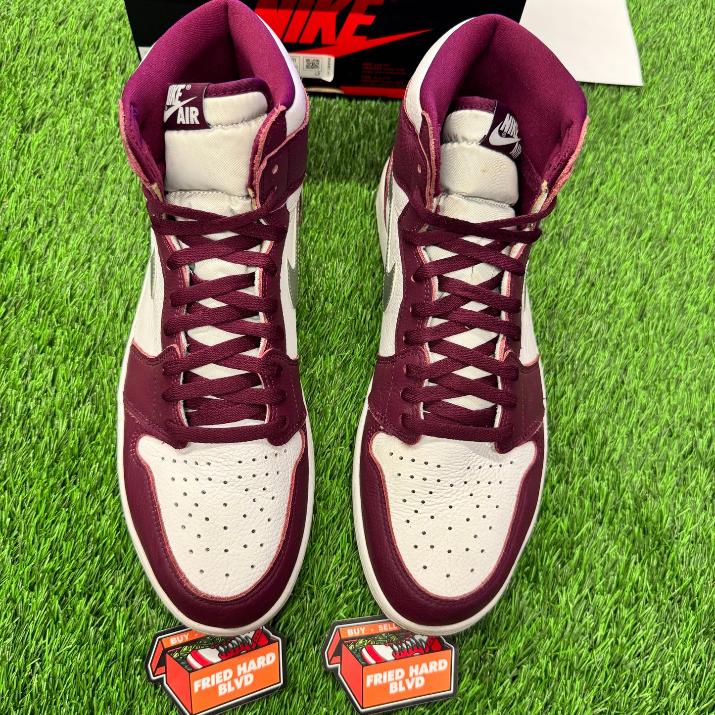 Jordan 1 Retro High OG Bordeaux SIZE 13M/14.5W