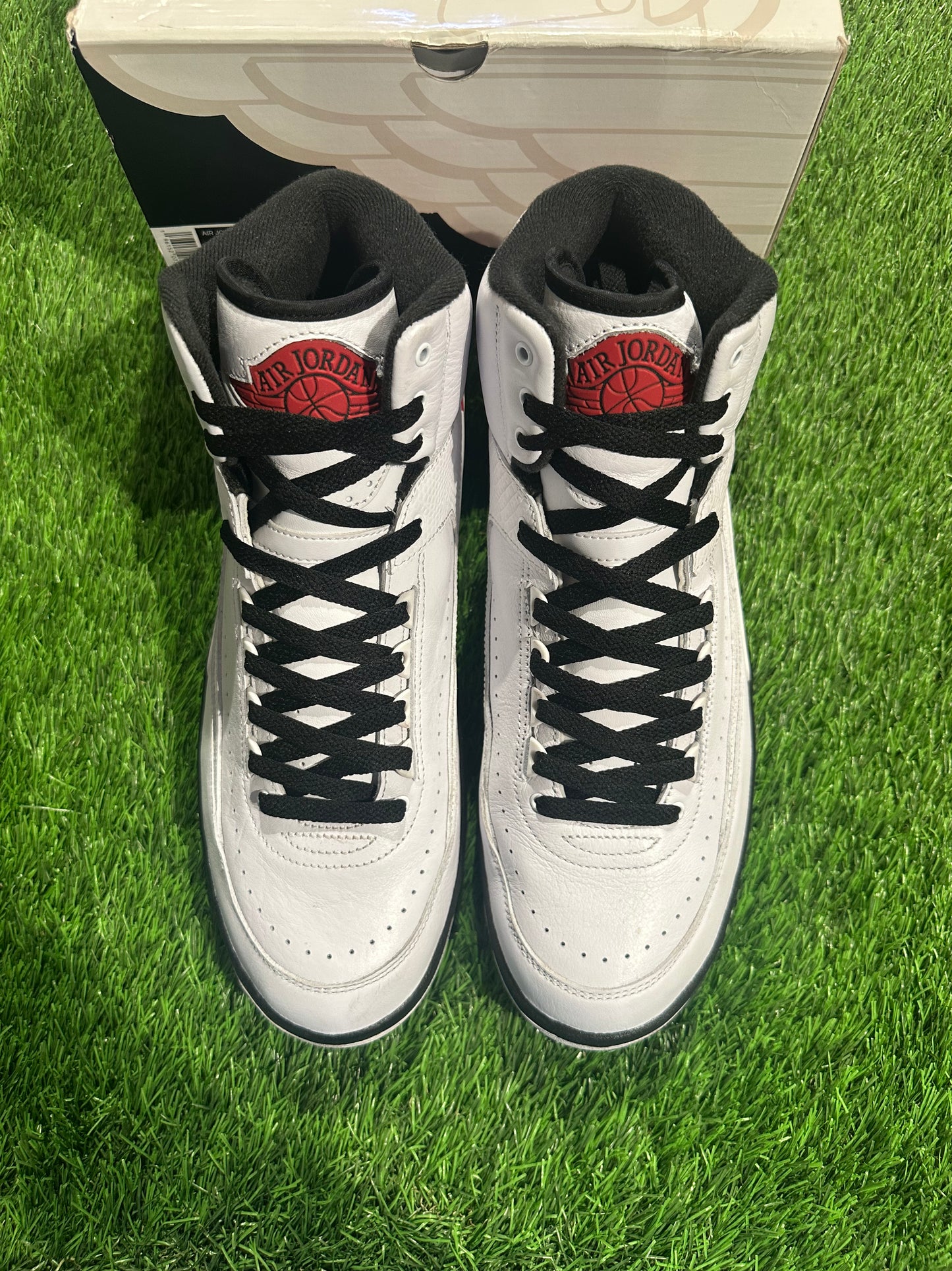 Jordan 2 Retro OG Chicago (2022)