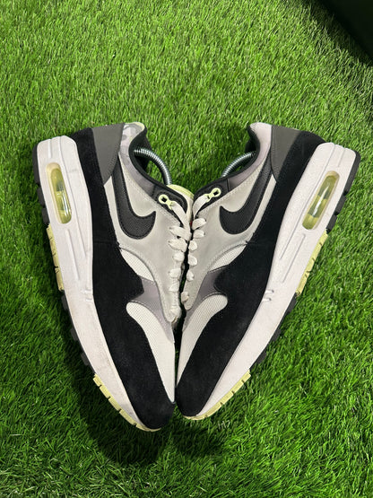 Air Max 1 Remix SIZE 9.5M/11W